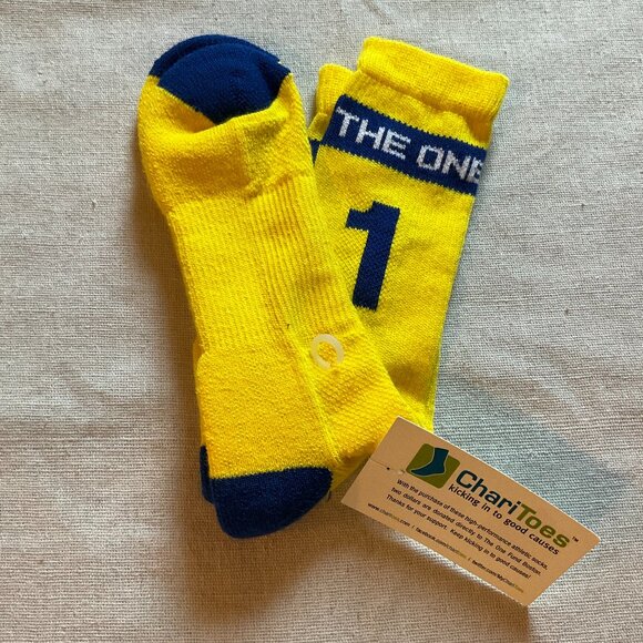 NWT Boston Marathon The One Fund Socks, Unisex, Sz L - Picture 2 of 2